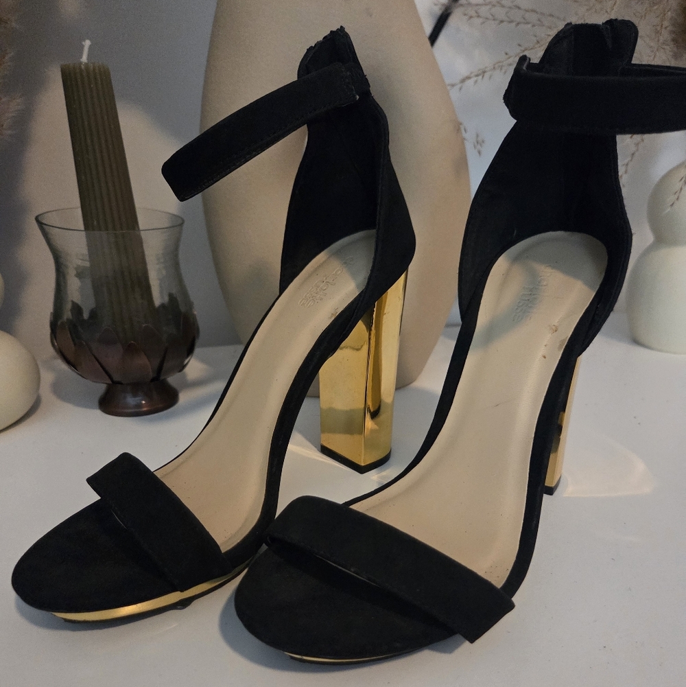 Charlotte Russe Black Heels with Gold Accent